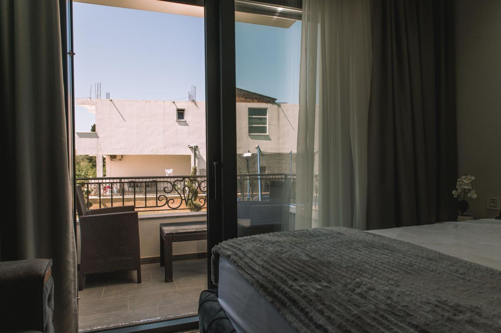 Appartamento Moon White Lux Ulcinj